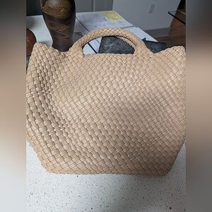 Vegan Woven Purse In apricot With Pouch In VG Condition